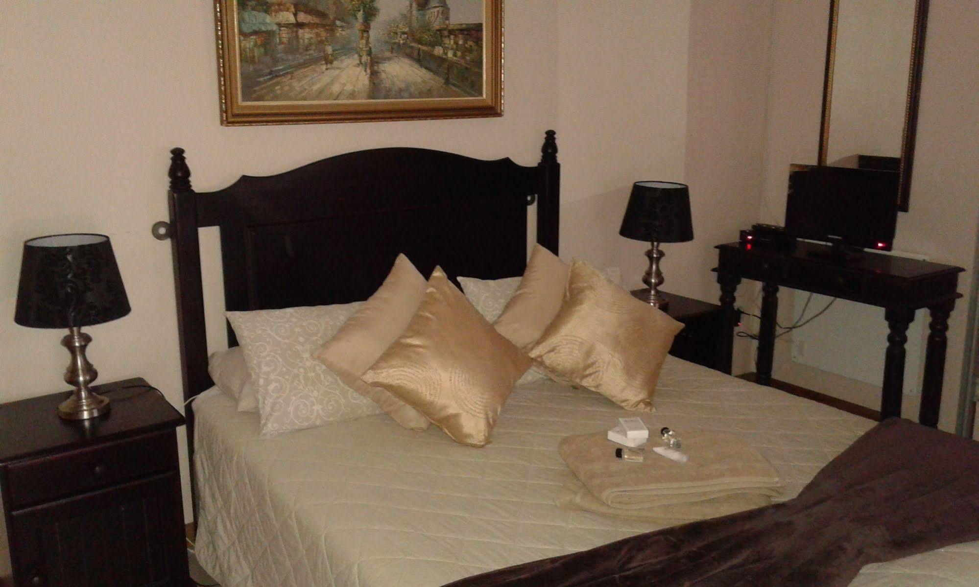 Black Swan Guest House Boshoek Экстерьер фото
