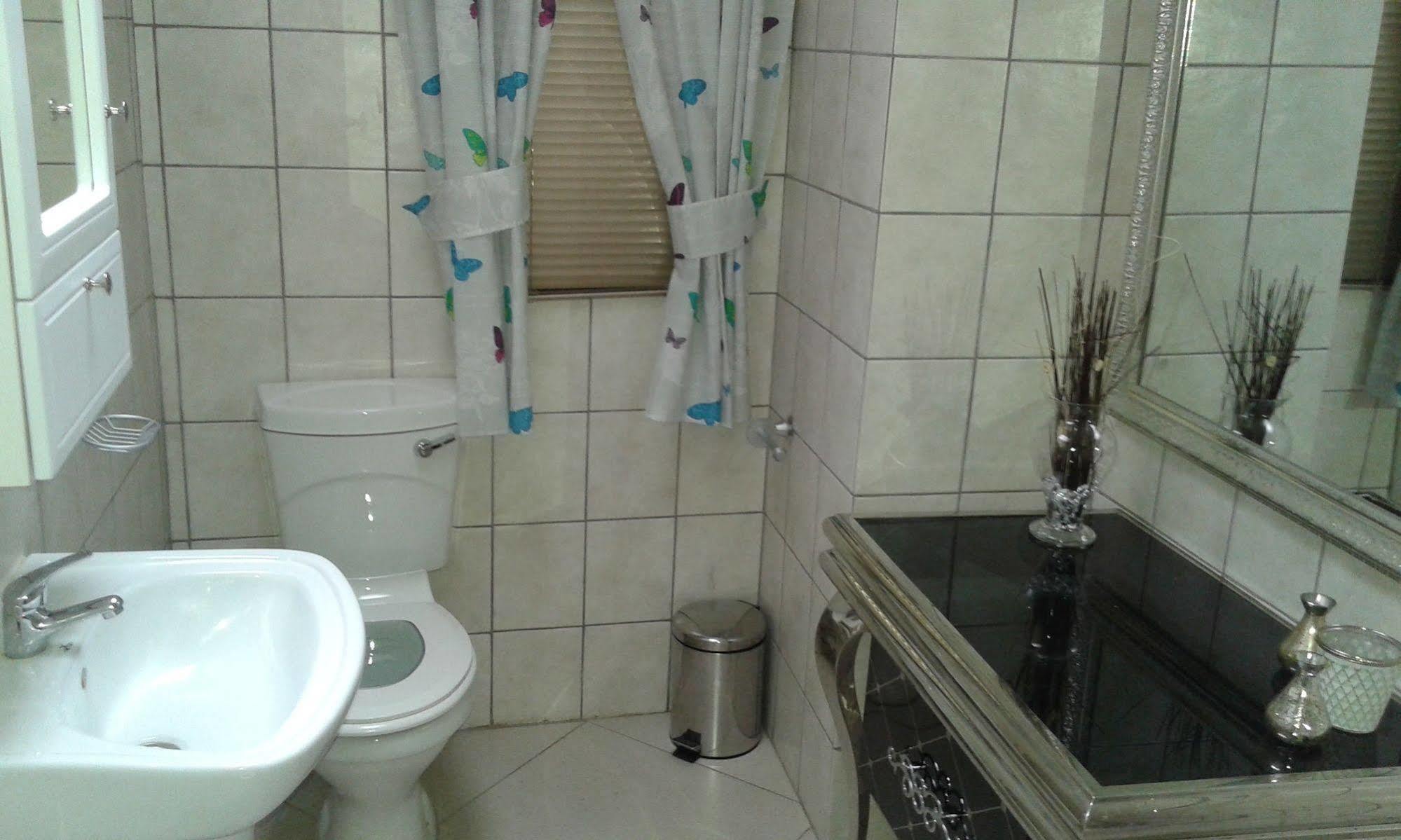 Black Swan Guest House Boshoek Экстерьер фото