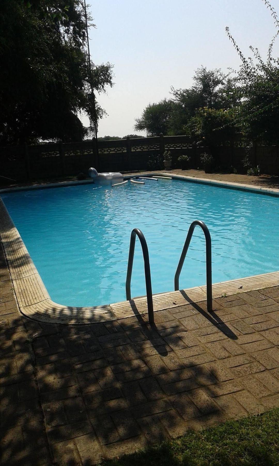 Black Swan Guest House Boshoek Экстерьер фото